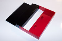 Red back / Opaque Black window