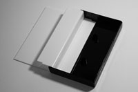 Black back / White window